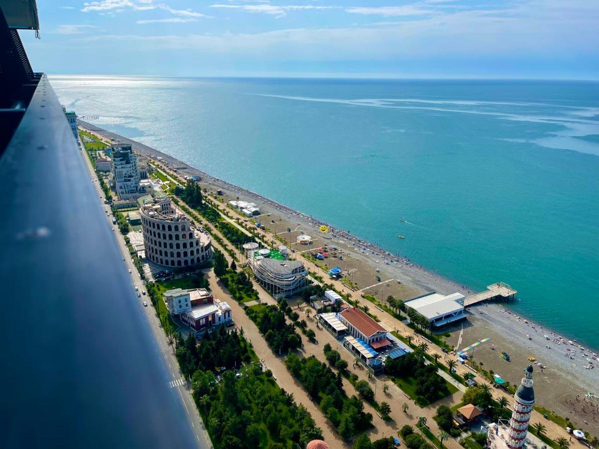 Hellobatumi Aparthotel Eksteriør bilde
