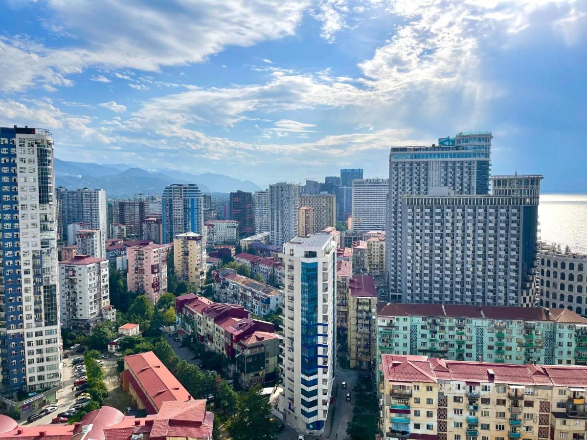 Hellobatumi Aparthotel Eksteriør bilde