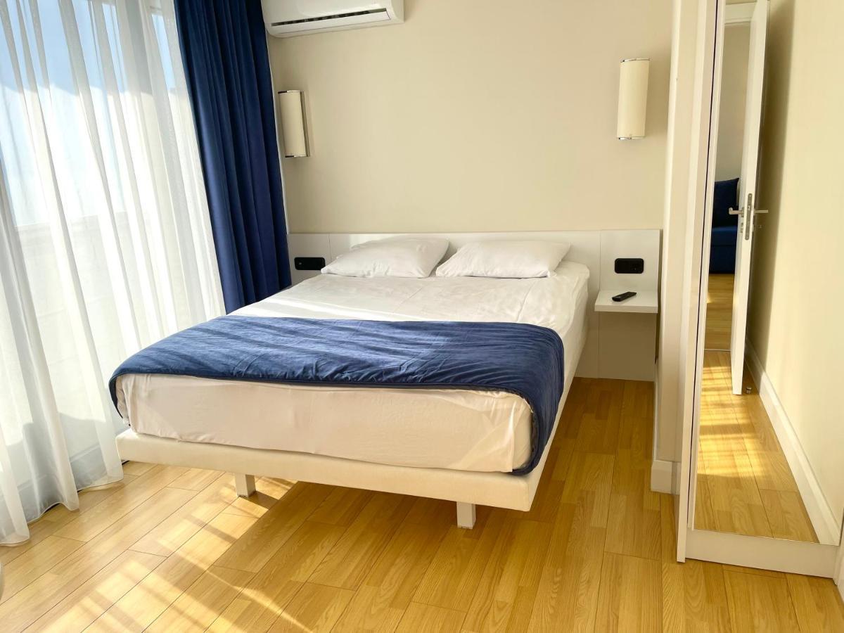 Hellobatumi Aparthotel Eksteriør bilde