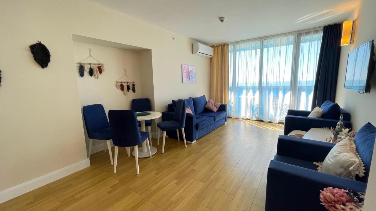 Hellobatumi Aparthotel Eksteriør bilde