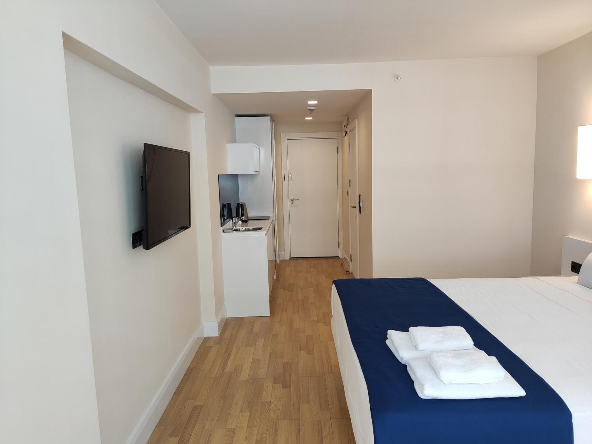 Hellobatumi Aparthotel Eksteriør bilde