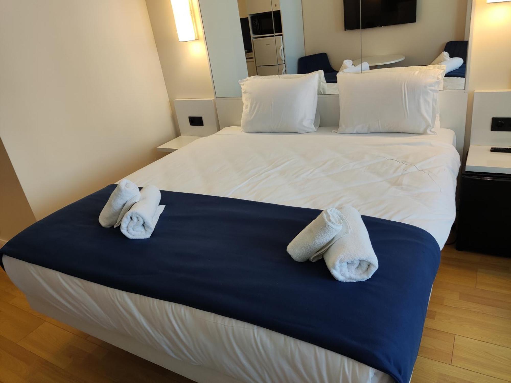 Hellobatumi Aparthotel Eksteriør bilde